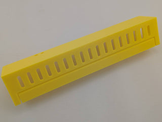 Yellow Kicker 40SS 50SI 80SS 100SI replacement amplifier terminal cover, product-only front view