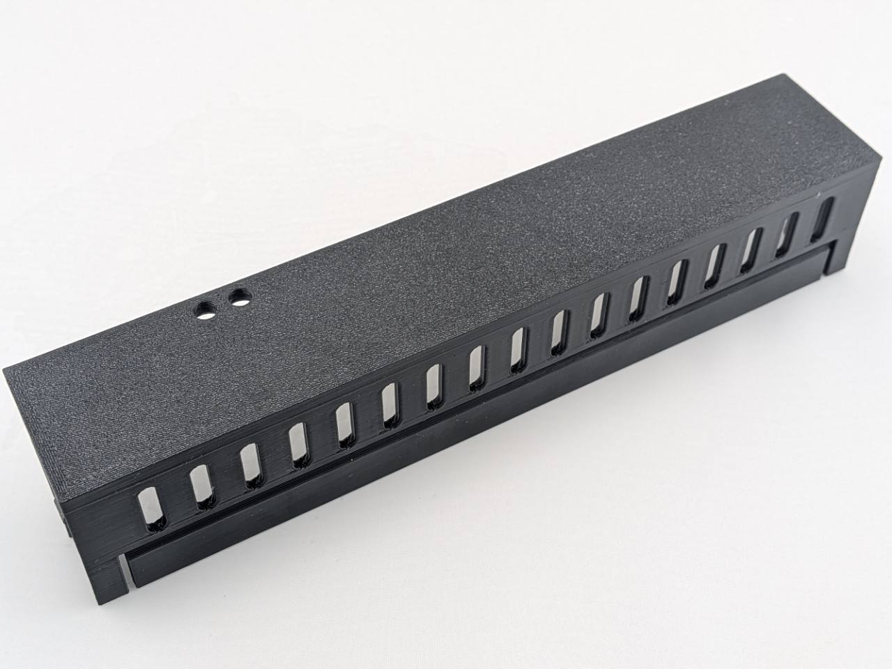 Black Kicker 40SS 50SI 80SS 100SI replacement amplifier terminal cover, product-only front view